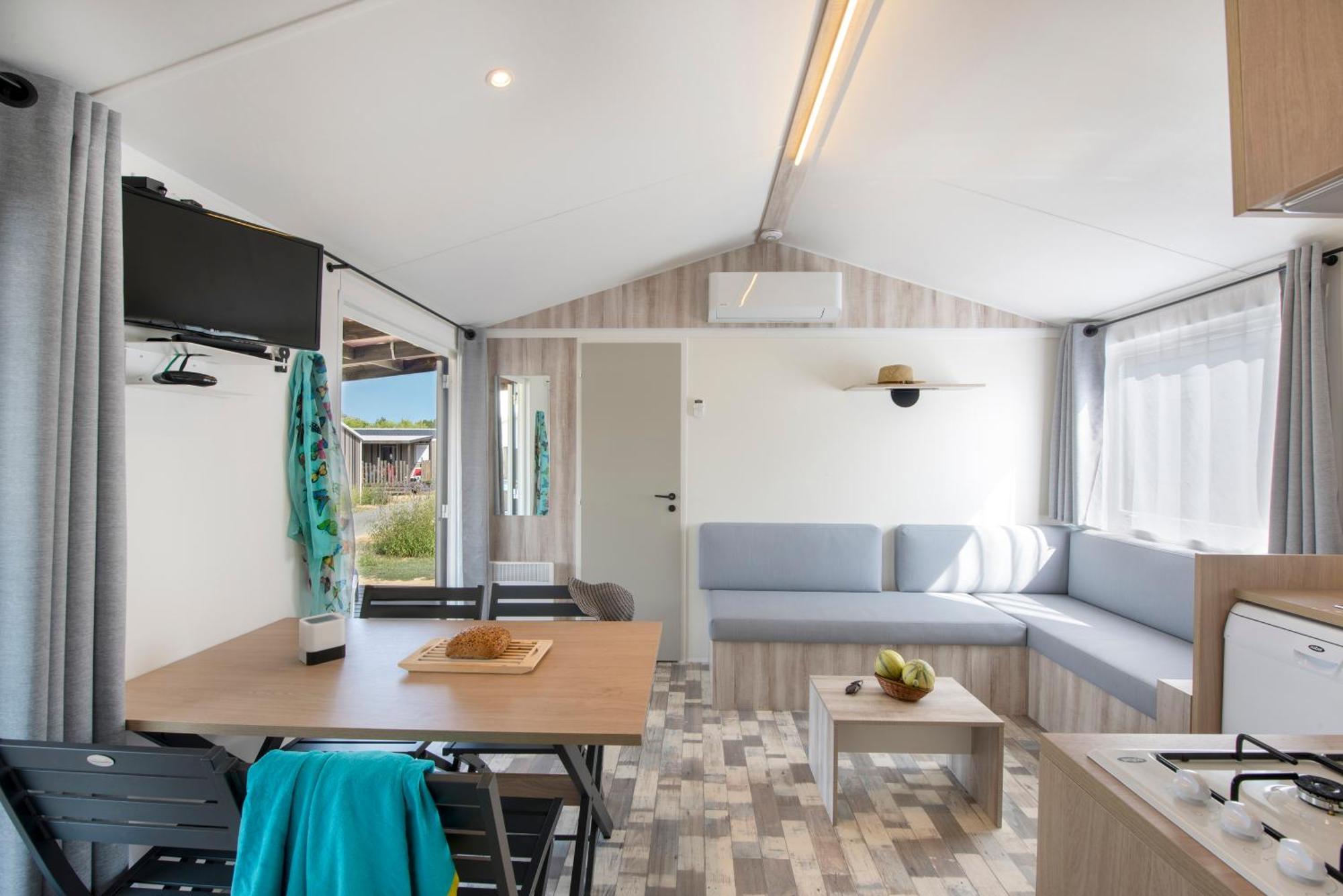 Camping Les Brillas Les Moutiers Exteriör bild