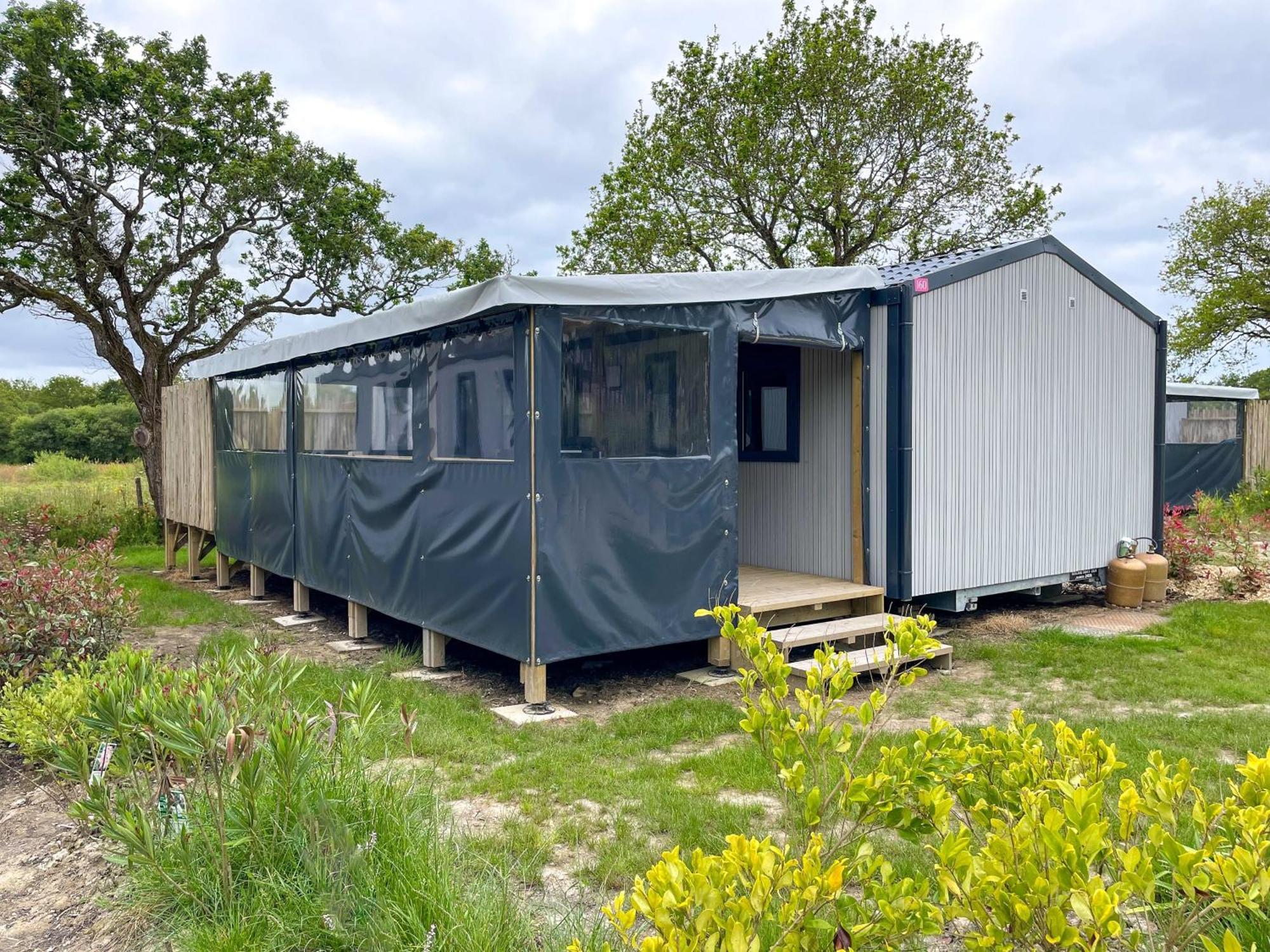 Camping Les Brillas Les Moutiers Exteriör bild